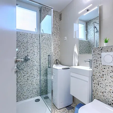 Nikola By Interhome *