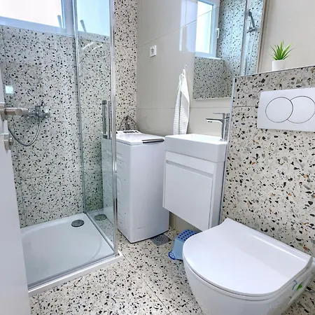 Nikola By Interhome Apartment Poreč