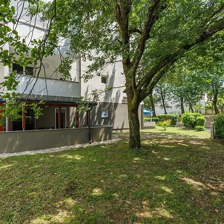 Appartement Nikola By Interhome Poreč