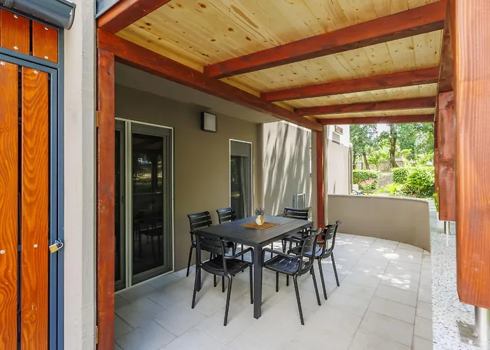 Nikola By Interhome Apartman