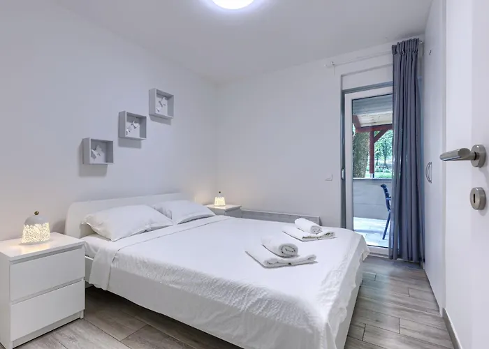 Nikola By Interhome Apartment *